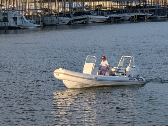 2027 Sanibel 17 Demo Boat